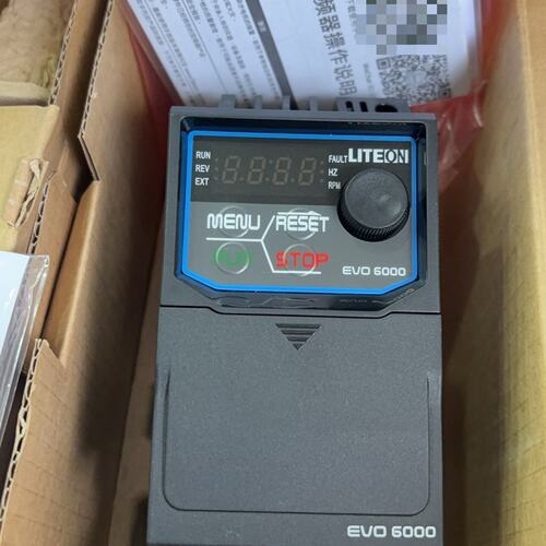 议价全新带包装 光宝变频器，型号：EVO600021S0D4E2