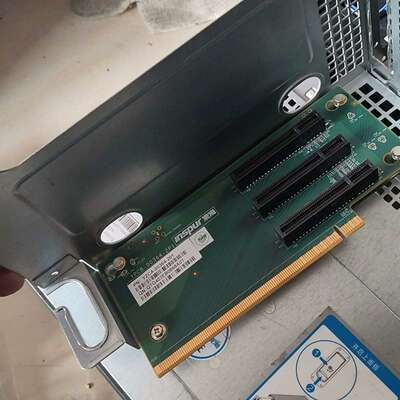议价浪潮PCIE转接卡，3个X8口。适用于NF5280M4 SA
