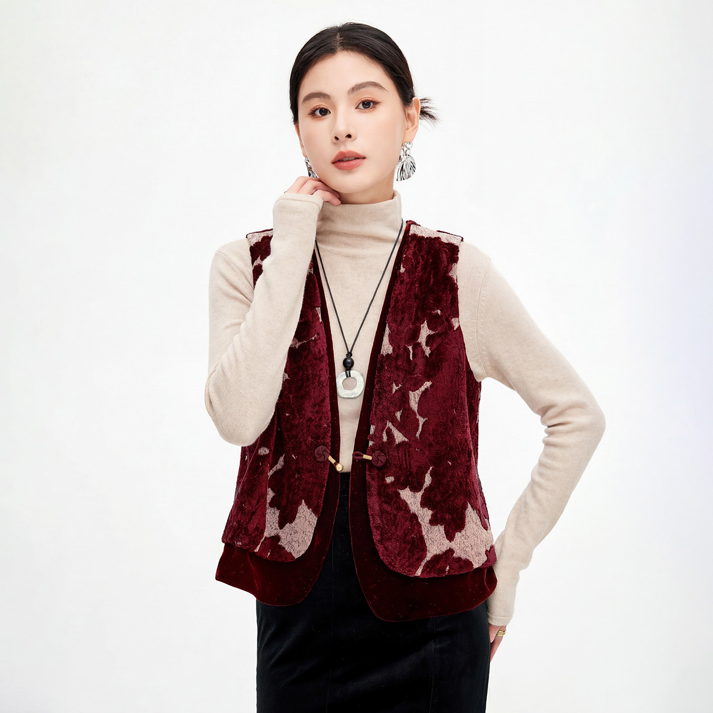 水墨佳人100桑蚕丝新中式丝绒马甲女V领刺绣显瘦百搭气质背心坎肩,女装/女士精品,马夹,淘宝优惠券,粉丝福利购,淘宝优惠卷