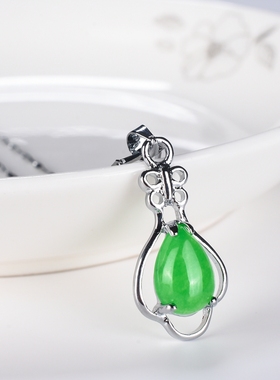 绿色宝石马来玉吊坠水滴银项链
