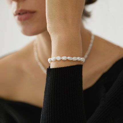 JOMEE 不规则巴洛克7-8-9mm天然珍珠手链弹力绳小众轻奢女手串