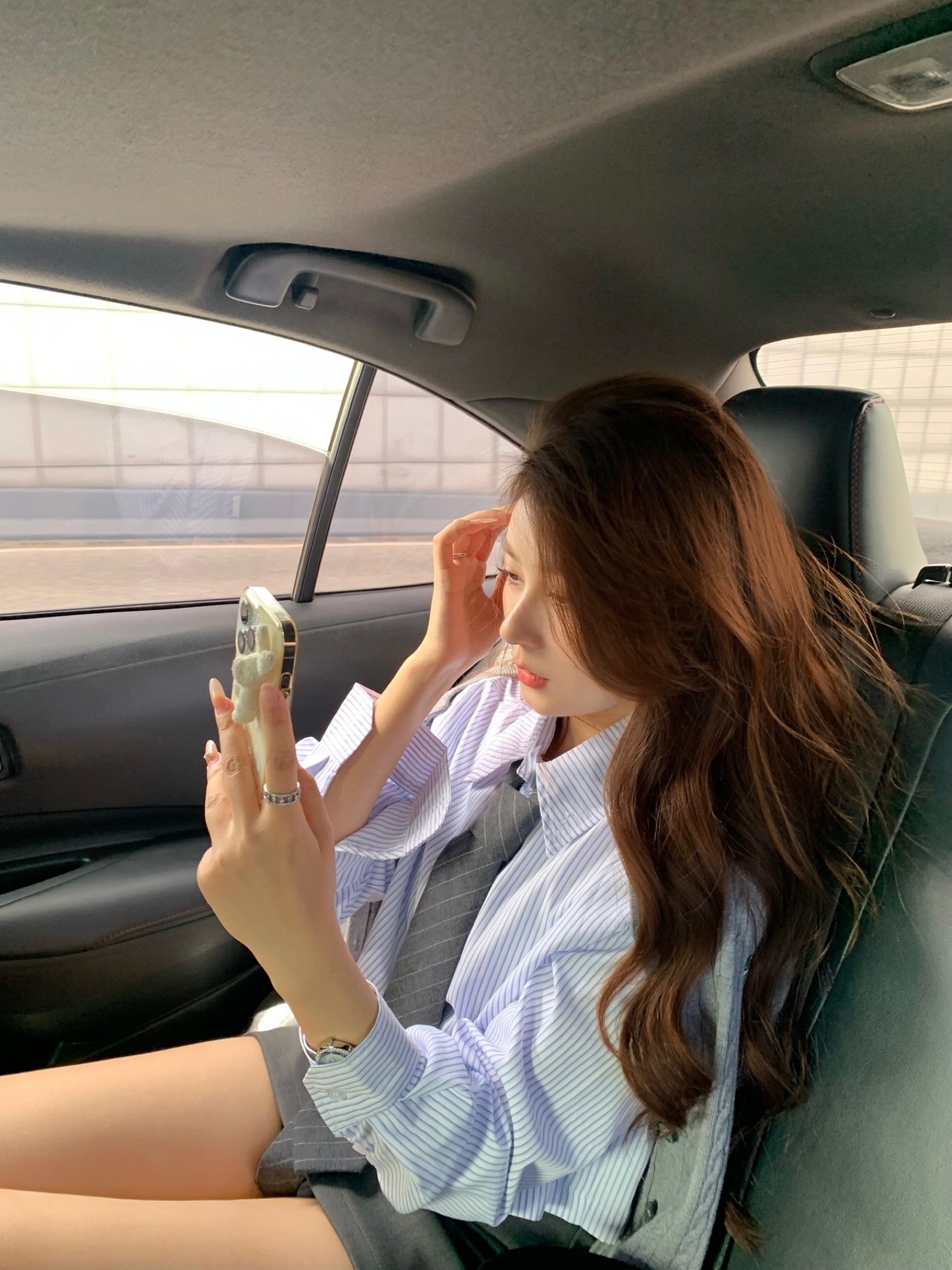 套装领带条纹衬衫低胯半身裙