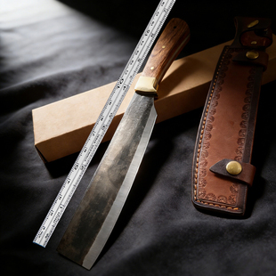 户外生存刀便携高硬度随身刀具防身求生野外手工锻打登山开路柴刀