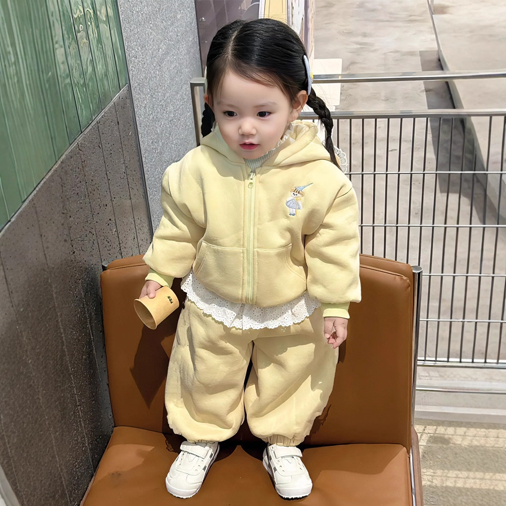 女童套装秋冬款2025新款洋气兔子连帽可爱卫衣卫裤加绒保暖两件套