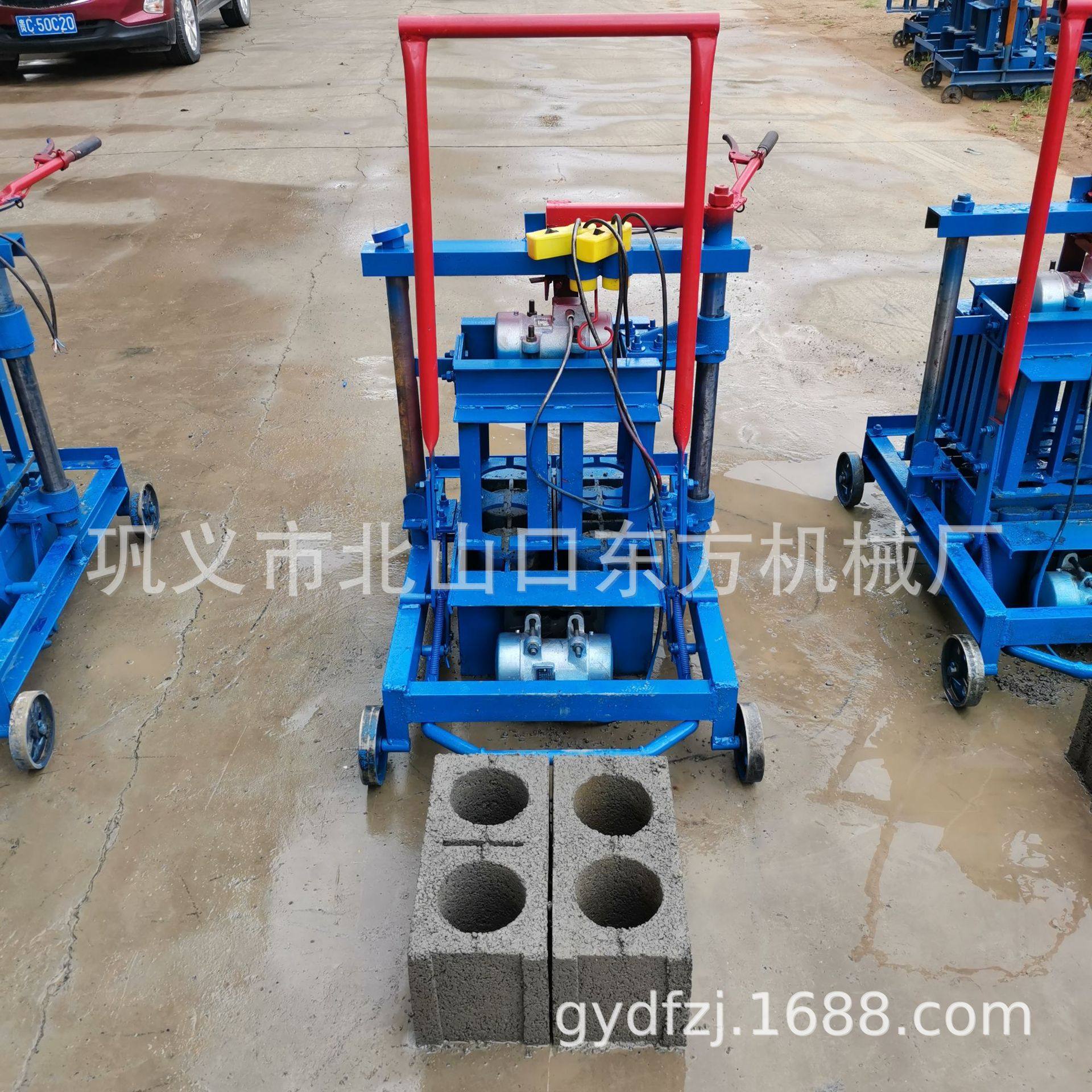 小型移动400-200-200圆孔家用电水泥空心制砖机带半砖操作简单