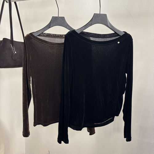 2026秋季新款复古洋气一字肩长袖丝绒T恤修身显瘦斜肩打底衫上衣