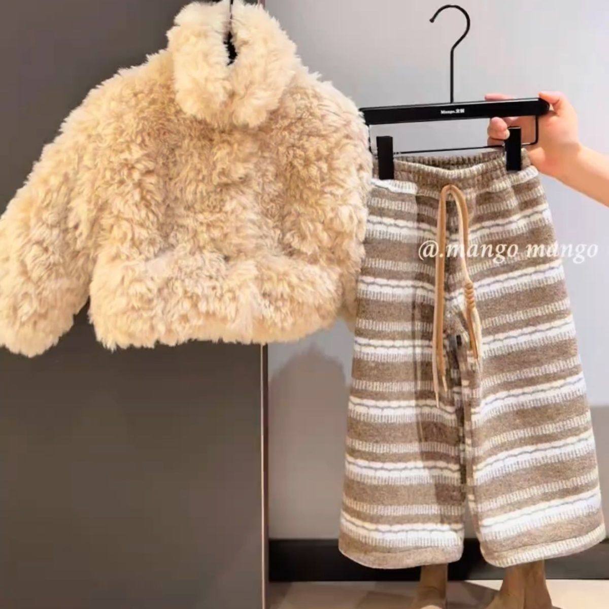 女童冬款毛毛外套套装2025新款儿童韩版软糯毛茸茸外套加绒阔腿裤,童装/婴儿装/亲子装,套装,淘宝优惠券,粉丝福利购,淘宝优惠卷