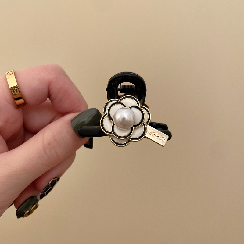 优雅山茶花珍珠半扎发刘海抓夹