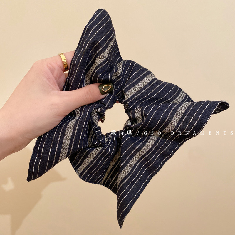 复古气质方形条纹大肠发圈