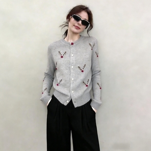 独特漂亮冬装一整套2026超火慵懒风小鹿刺绣圆领针织衫阔腿裤套装
