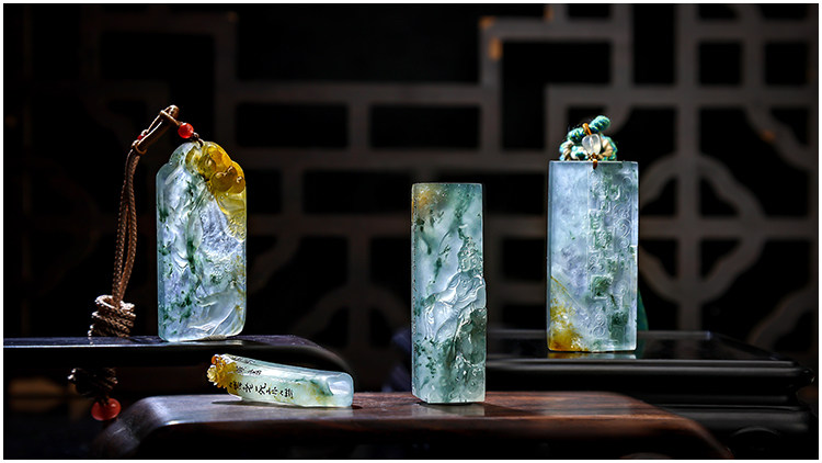 羊子珠宝 佛予众福 老坑冰种飘花大师工雕刻翡翠禅意吊坠获奖作品