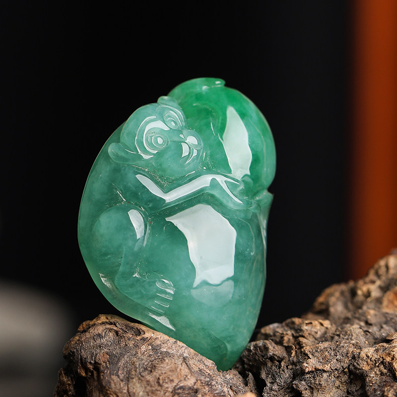 1.20羊子珠宝【灵猴献瑞】老坑冰种满色满绿福气满满翡翠吊坠挂件