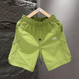 男士短裤夏季潮牌速干运动休闲裤子男薄款宽松五分裤韩版沙滩裤男