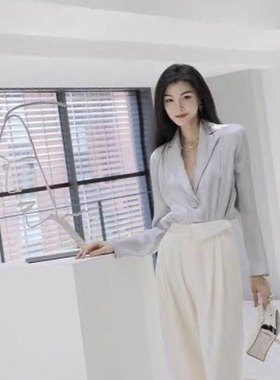 黑色西装外套女新款高级感气质宽松休闲西服上衣