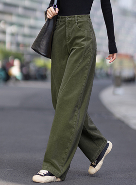 军绿色加绒裤子灯芯绒休闲裤女2025新款秋冬加厚条绒裤弯刀哈伦裤