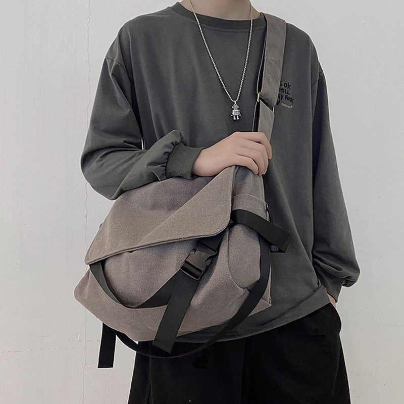 túi đeo chéo nam độc lạ Túi đeo chéo dành cho nam giới Ins hợp thời trang thương hiệu túi vải đơn giản bảo hộ lao động phong cách chức năng Túi đeo vai nam túi xách thông thường túi đeo chéo nam hình chữ nhật các loại túi đeo chéo nam