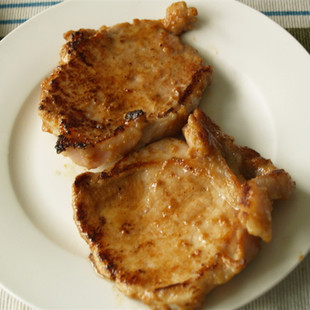 香辣猪排150克西餐烤肉商用腌制猪梅肉猪梅花肉排商用批发