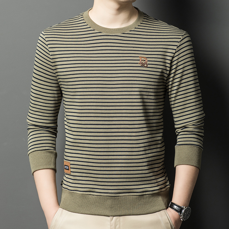 长袖休闲中年纯棉打底衫刺绣