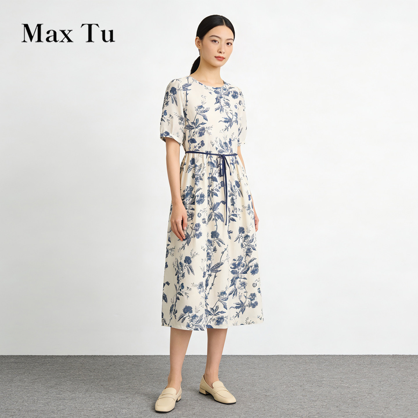 Max Tu女装2026春夏休闲风印花丝绵收腰显瘦中长裙桑蚕丝连衣裙