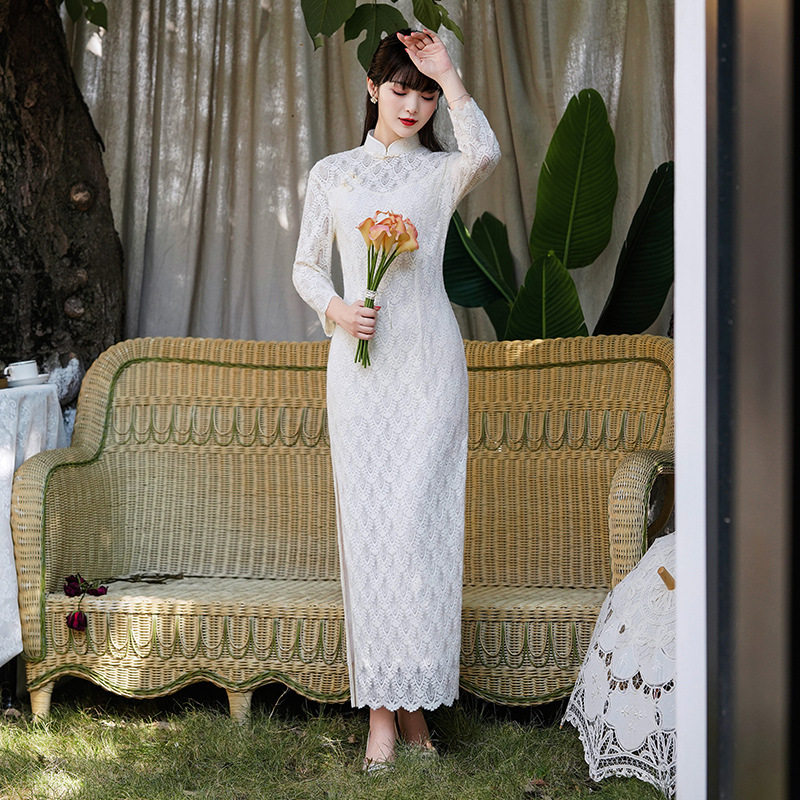 苏州改良新中式旗袍白色蕾丝订婚连衣裙长袖女2026秋季绝美年轻款