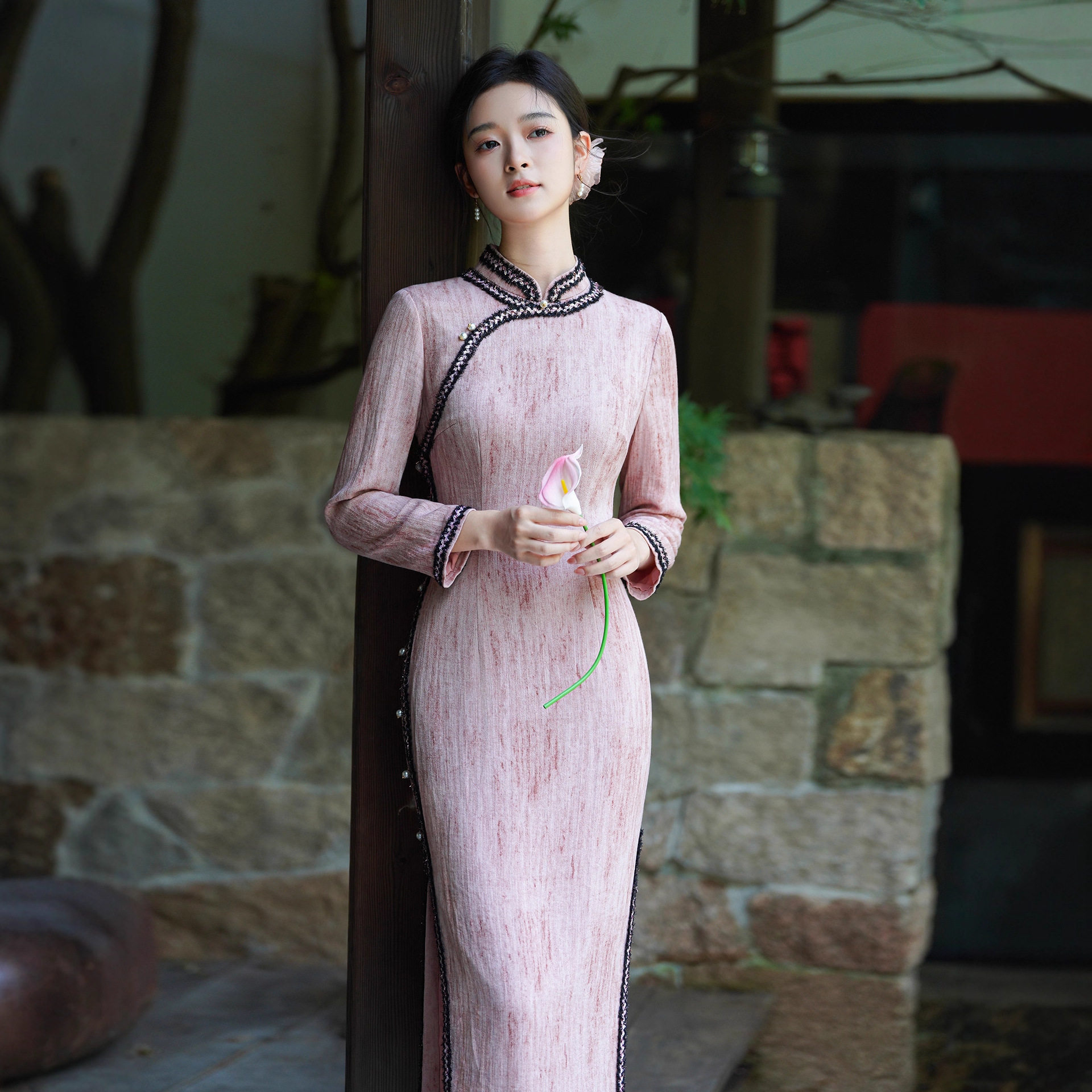 复古改良新中式粉色旗袍女2025秋季年轻款连衣裙新款高级日常可穿