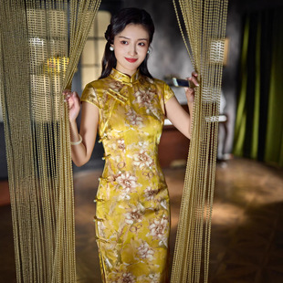 桑蚕丝旗袍新中式改良年轻款高级感金黄色2026长款复古真丝连衣裙