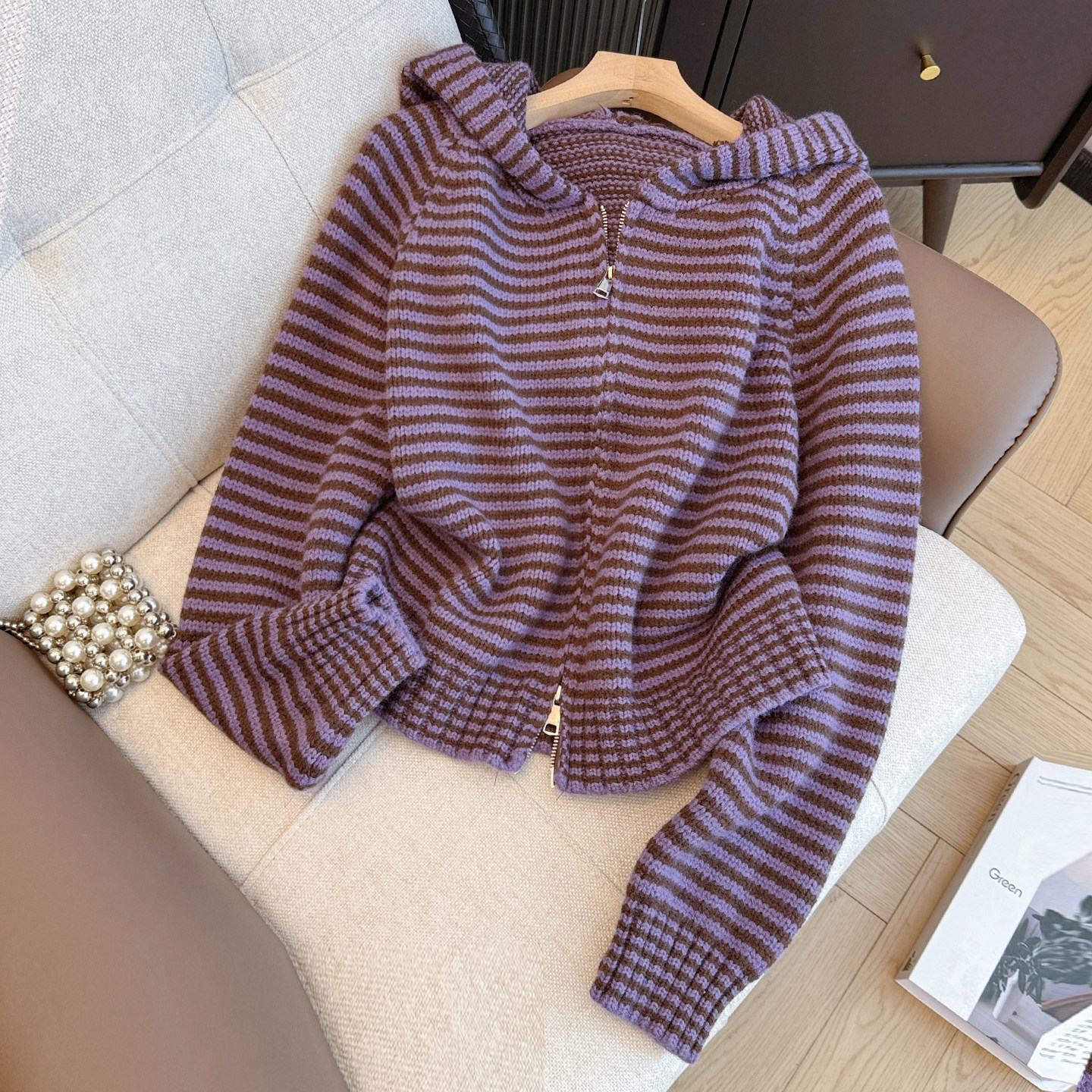 氛围感紫色条纹减龄针织开衫女