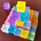 1.8cm仿真冰块水晶彩色发光方形摄影道具diy手工制作饰品夜光石