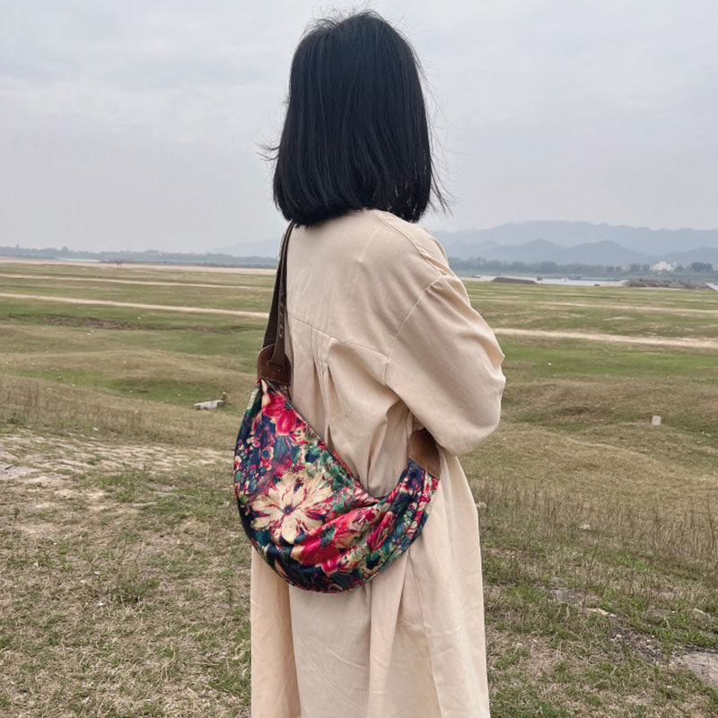 妈妈女士百搭单肩休闲时尚帆布包