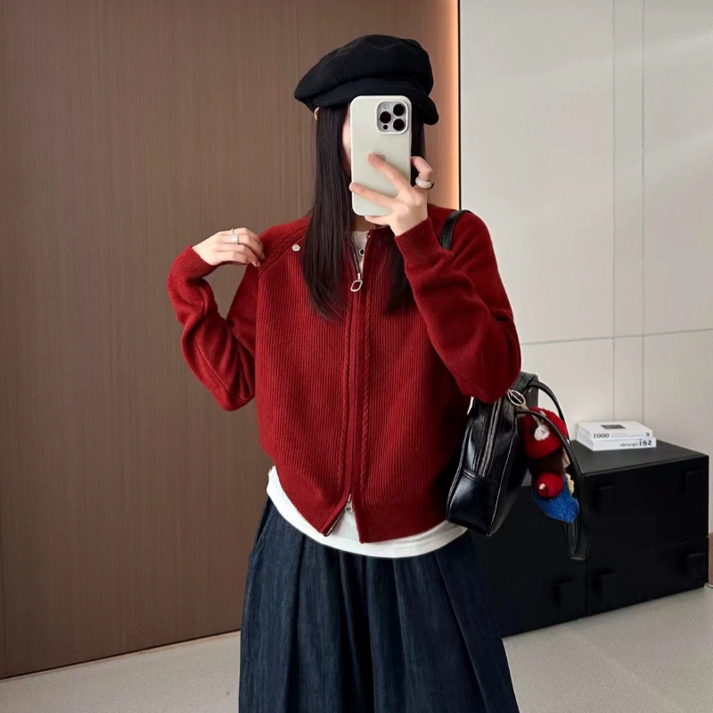 2025新款韩版宽松显瘦圆领长袖针织衫女百搭休闲毛衣上衣