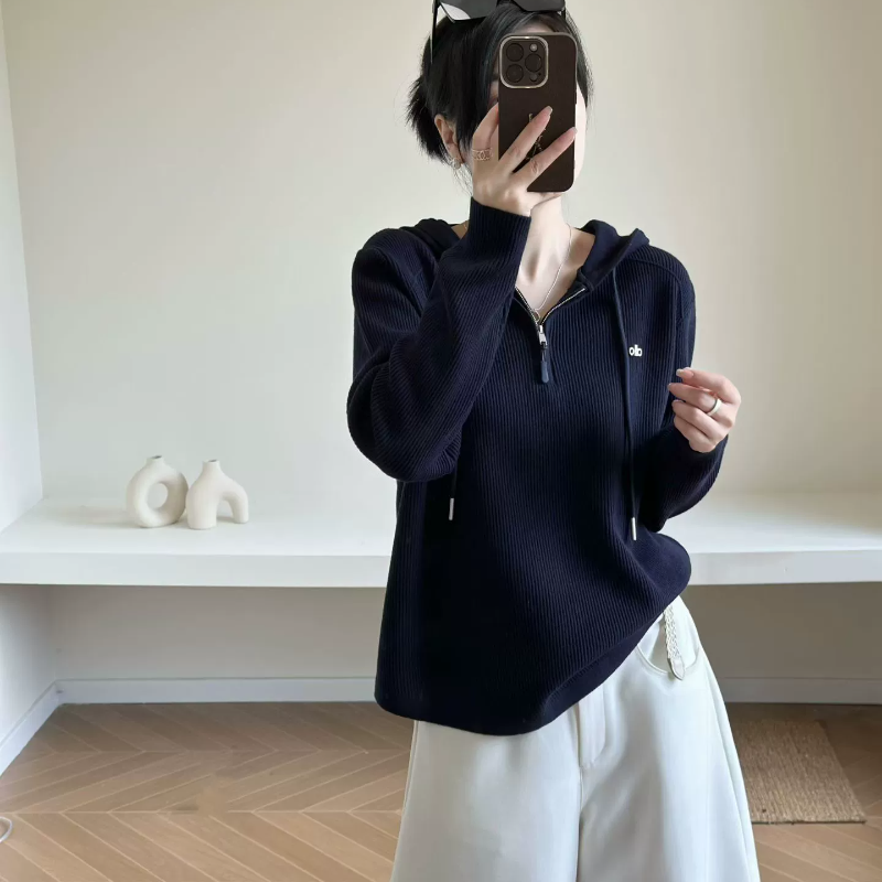 2025新款韩版宽松显瘦圆领长袖针织衫女百搭休闲毛衣上衣