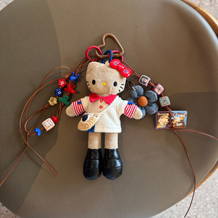 日本包包毛绒挂件书包挂饰玩偶公仔kitty少女长腿黑皮kt猫高级感