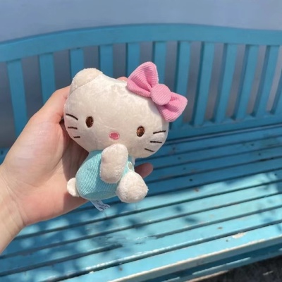 山吉薄荷绿侧坐kitty挂件