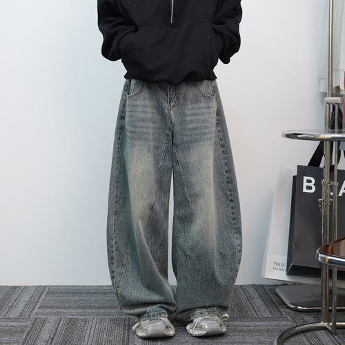 美式复古解构水洗弯刀牛仔裤