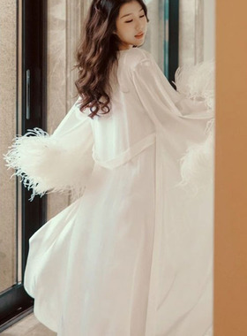 晨拍礼服晨袍女新娘高级感结婚礼奢华白色鸵鸟毛拖尾长款连衣裙两