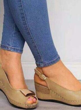 WomenPlusSize6615552