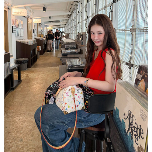 V领羊毛针织背心女叠穿马甲上衣