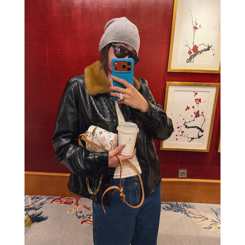 气质PU皮衣羽绒外套女高级上衣冬