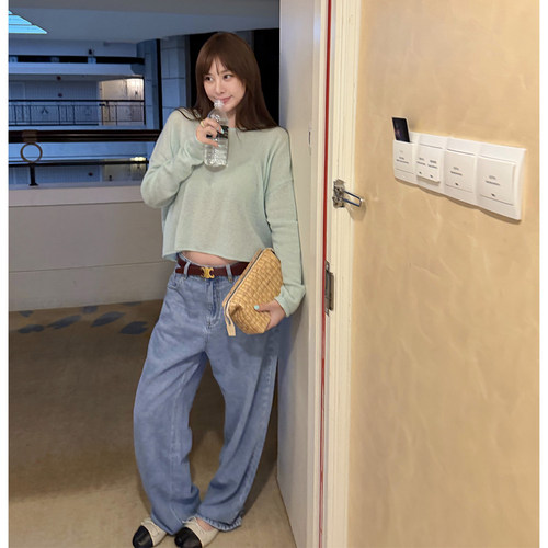 浅蓝色阔腿牛仔裤女秋季水洗长裤