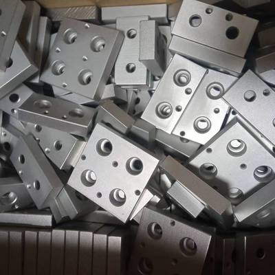 60616063铝合金板激光切割铣床沉头打孔加工喷砂阳极氧化来图来样