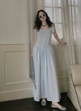 TOP家 慵懒无拘 法式优雅浪漫低腰结浅蓝色吊带飞袖天丝连衣裙夏