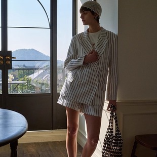 短裤 TOP家 复古优雅蓝白条枪驳领双排扣廓形亚麻西服 法式 老钱风