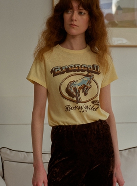 TOP家 时髦复古 美式西部街头风胶片感马驹印花圆领短袖竹节棉t恤