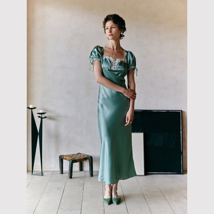 连衣裙 高级光泽醋酸缎面蕾丝拼接沙漏型泡泡袖 TOP家法式 复古美感