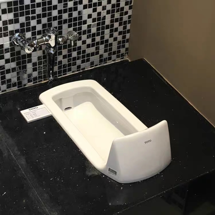 蹲便器CW8RB带存水弯挡板陶瓷蹲坑便池防臭蹲厕大便器CW7RB