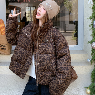 时尚豹纹立领短款羽绒服女2025冬季新款女感白鸭绒外套hs3363