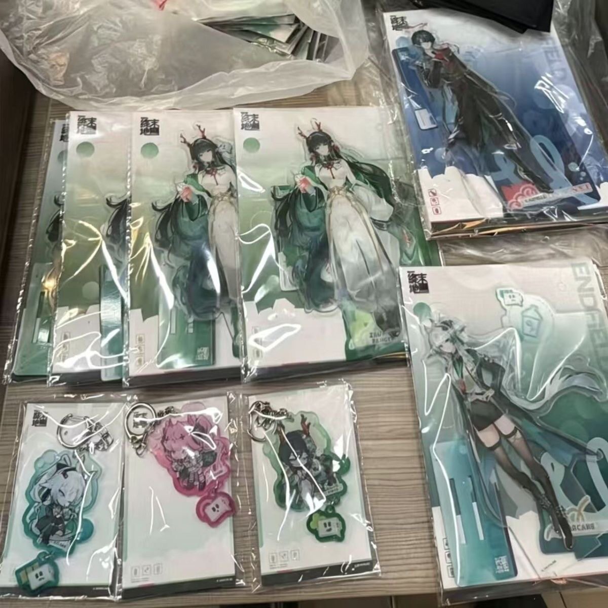 【新品预售】 台谷明日方舟终末动漫徽章/立牌