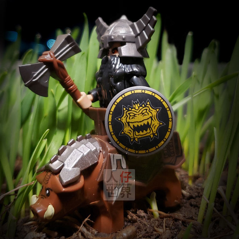 欣宏野猪坐骑中古矮人盔甲猪塑料拼插积木猪男儿童玩具霍比特1535