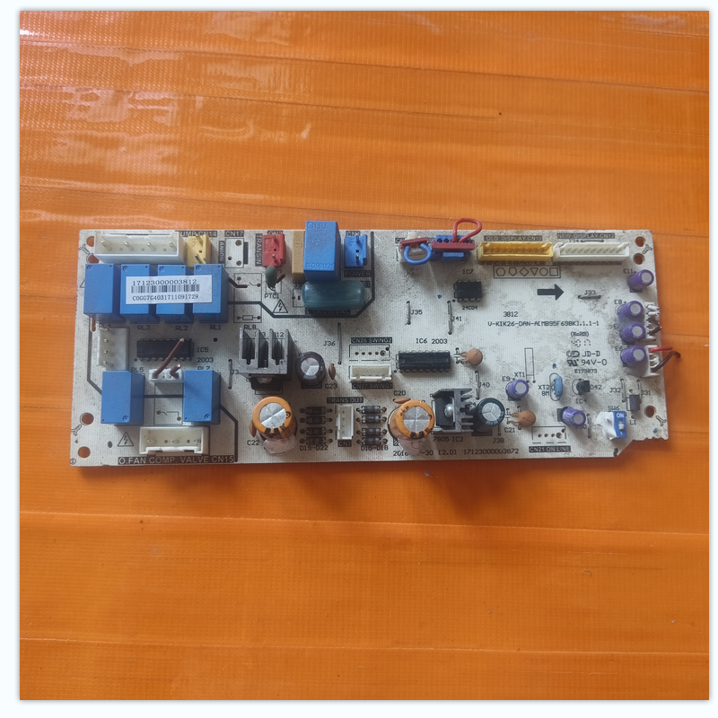 适用美的空调V-KIK26-DAN-A(MB95F 698K).1.1主板17123000003872