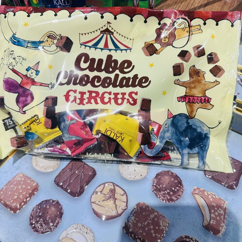 日本KALDI咖啡农园25年冬季新马戏团生咖啡生巧克力家庭装